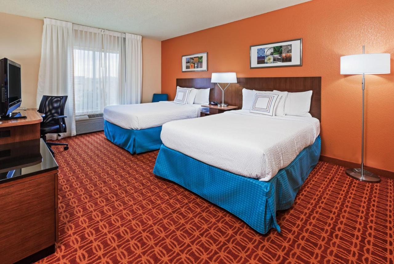 Fairfield Inn And Suites By Marriott Austin Northwest/The Domain Area Exterior photo