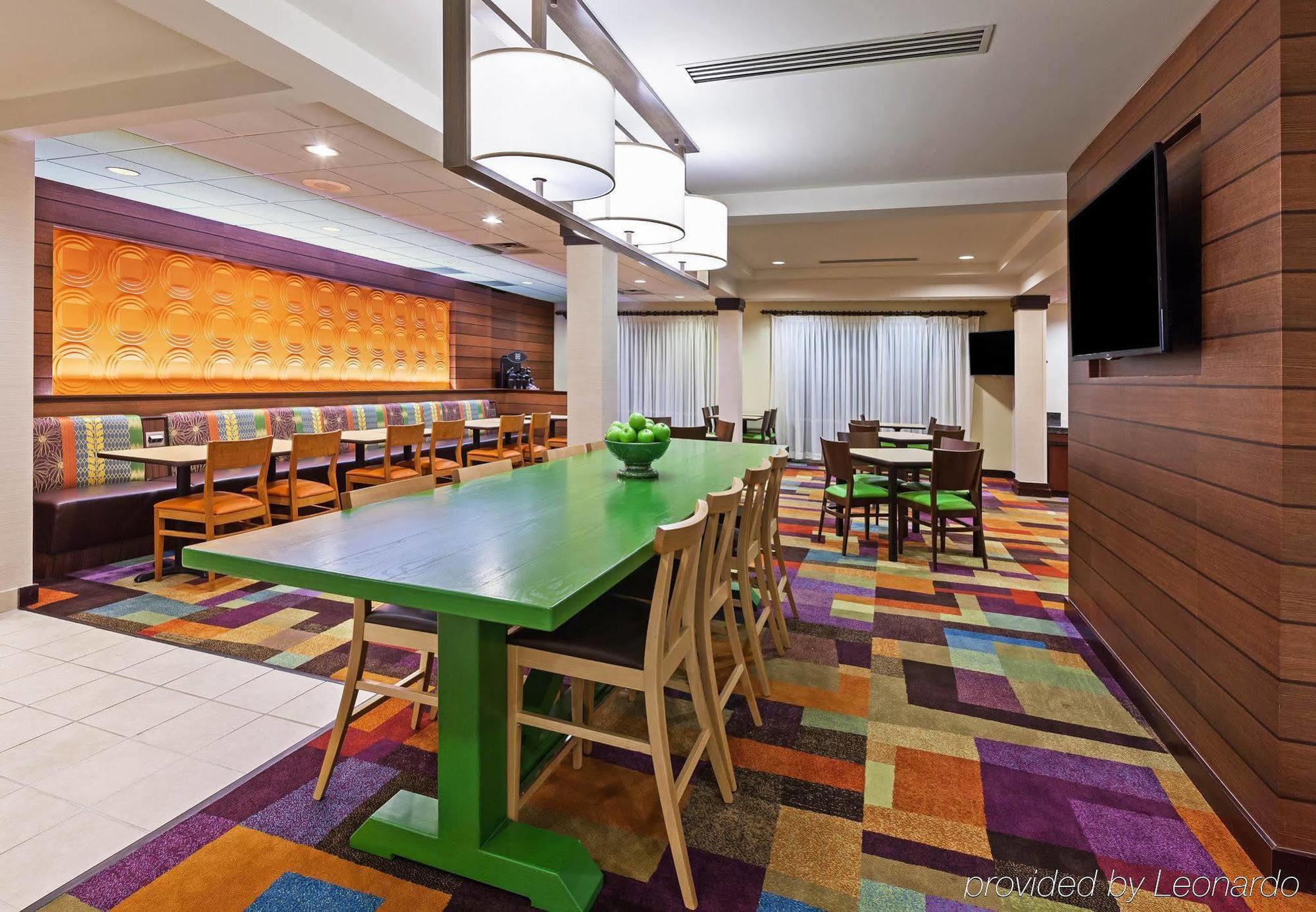 Fairfield Inn And Suites By Marriott Austin Northwest/The Domain Area Exterior photo