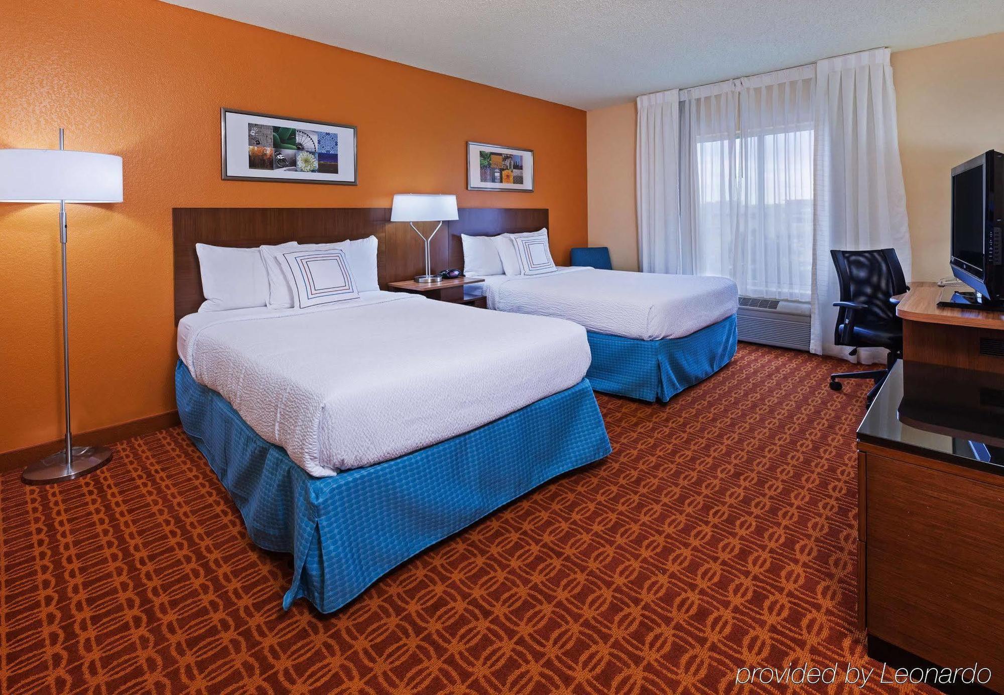 Fairfield Inn And Suites By Marriott Austin Northwest/The Domain Area Exterior photo