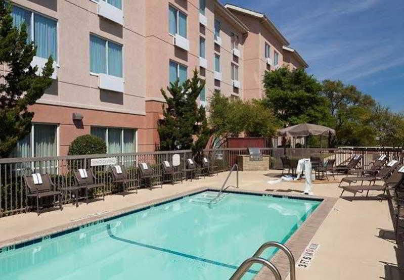 Fairfield Inn And Suites By Marriott Austin Northwest/The Domain Area Exterior photo