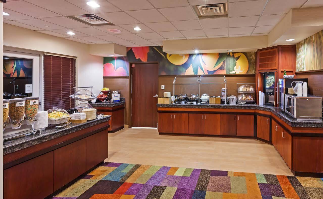 Fairfield Inn And Suites By Marriott Austin Northwest/The Domain Area Exterior photo
